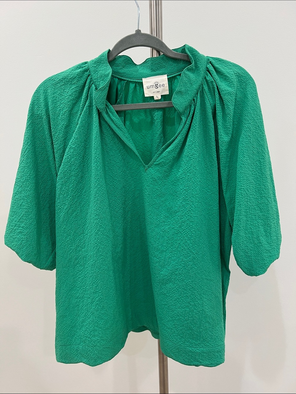 Umgee Emerald Green Textured V-Neck Puff Sleeve Blouse
